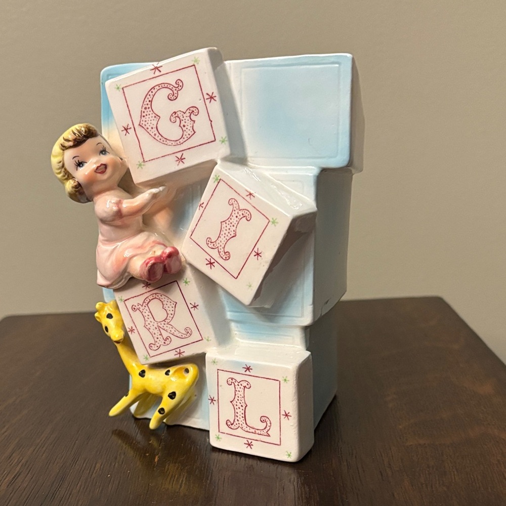 Adorable 1950's Vintage Baby GIRL Toy Blocks Novelty Planter Vase Samson Imports